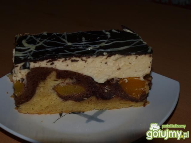 Brzoskwiniowe fale dunaju