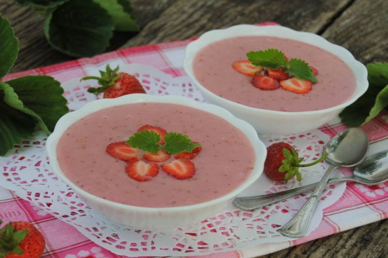 Budyń truskawkowy  Budyń truskawkowy