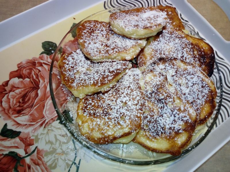 Budyniowe placuszki z jabłkiem Budyniowe placuszki z jabłkiem