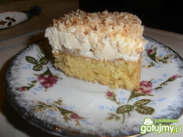 Budyniowiec z ananasem