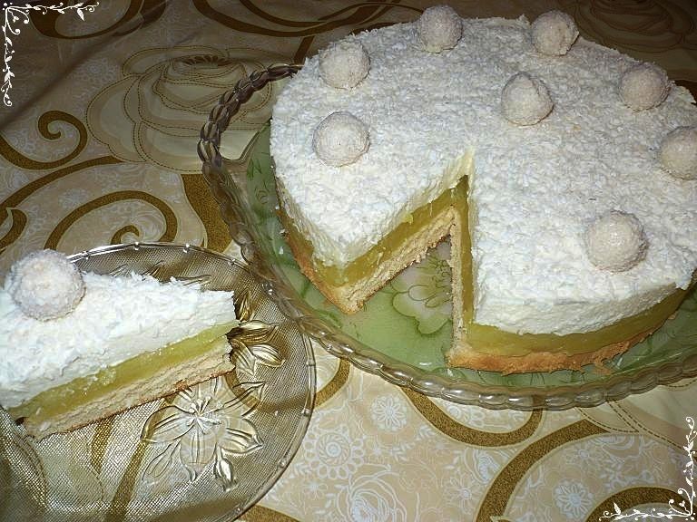 Budyniowo śnieżne ciasto