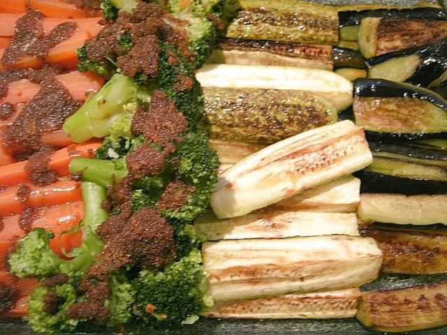 Bukiet jarzyn z bulka tarta