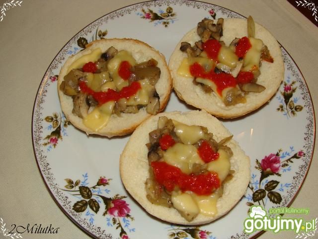 Bułeczki a'la pizza