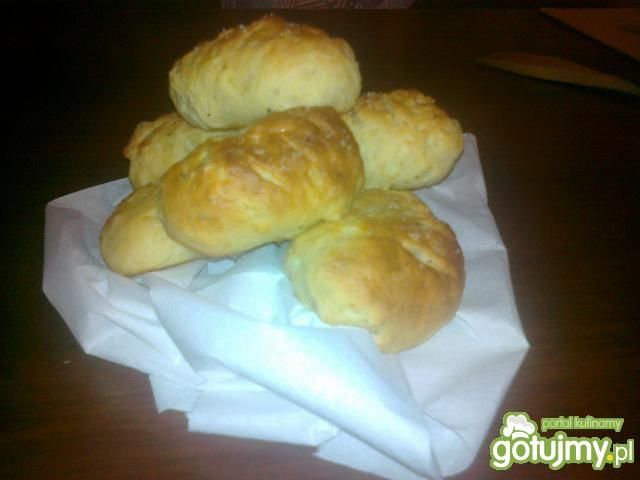 Bułeczki czosnkowe 