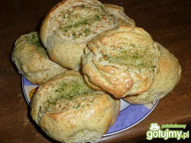 Bułeczki czosnkowe 3