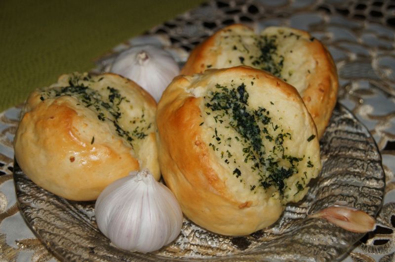 Bułeczki czosnkowe