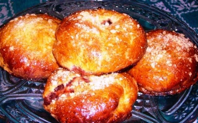 Bułeczki drożdżowe. Bułeczki drożdżowe.