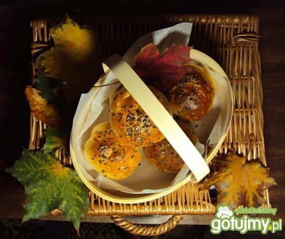 Bułeczki drożdżowe z marmoladą 2