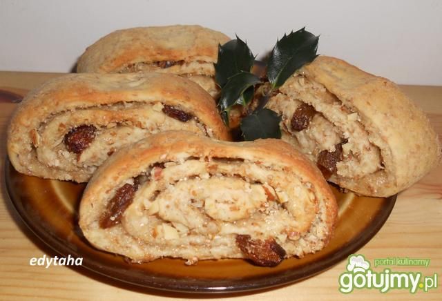 Bułeczki drożdżowe z otrębami Bułeczki drożdżowe z otrębami