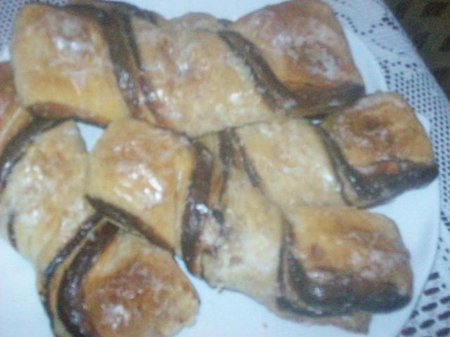 Bułeczki francuskie - krawaty-  z serem Bułeczki francuskie - krawaty-  z serem