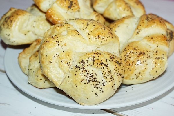 Bułeczki na drożdżach  Bułeczki na drożdżach