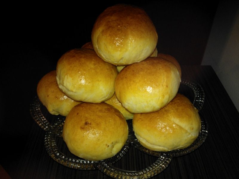 Bułeczki nadziewane mięsem