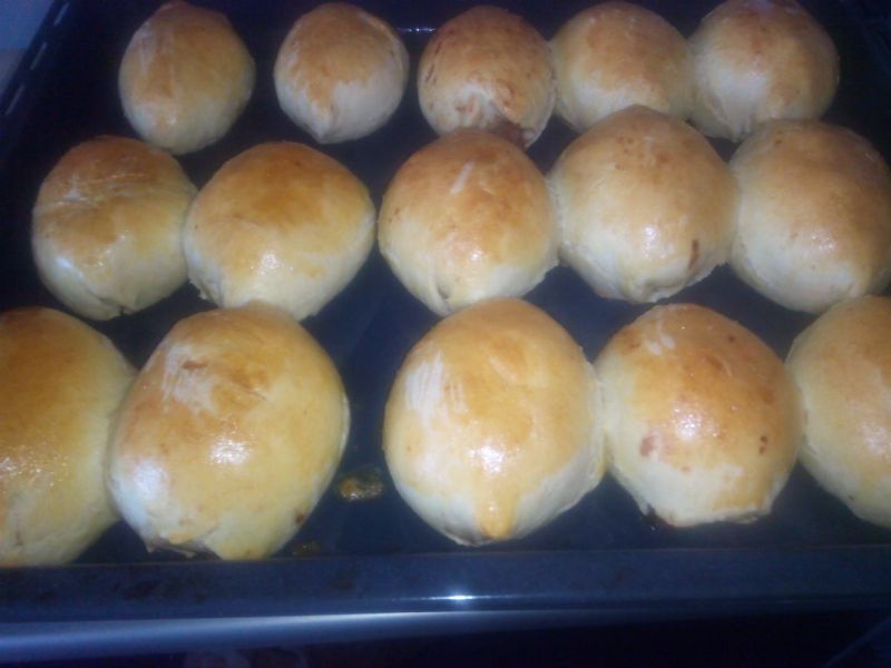 Bułeczki orkiszowe z jabłkami Bułeczki orkiszowe z jabłkami