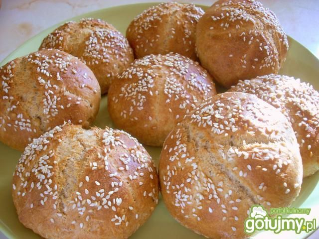 Bułeczki pszenne z ziarenkami  Bułeczki pszenne z ziarenkami