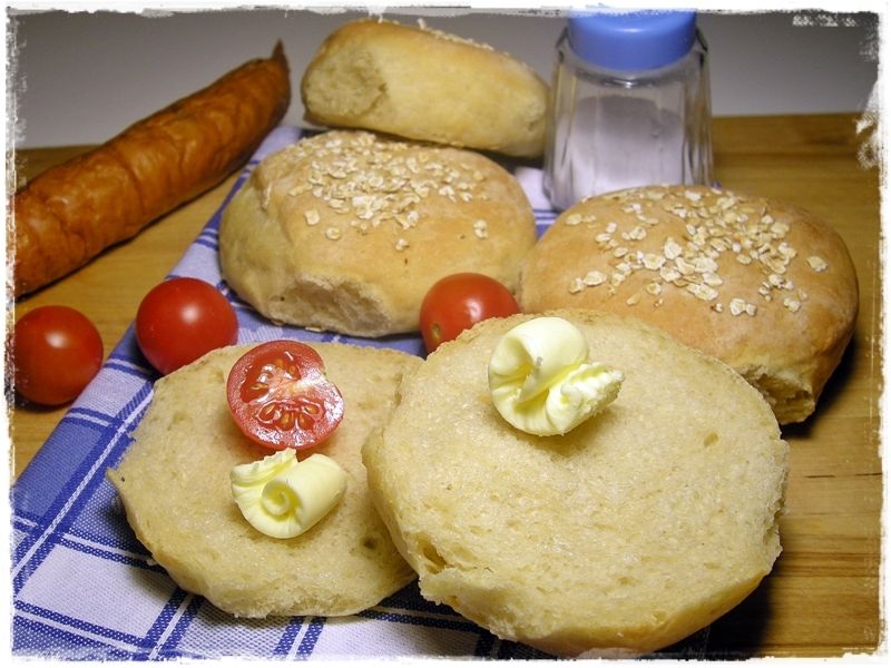 Bułeczki pszenno owsiane na zakwasie