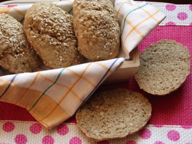 Bułeczki pszenno-żytnie na zakwasie 