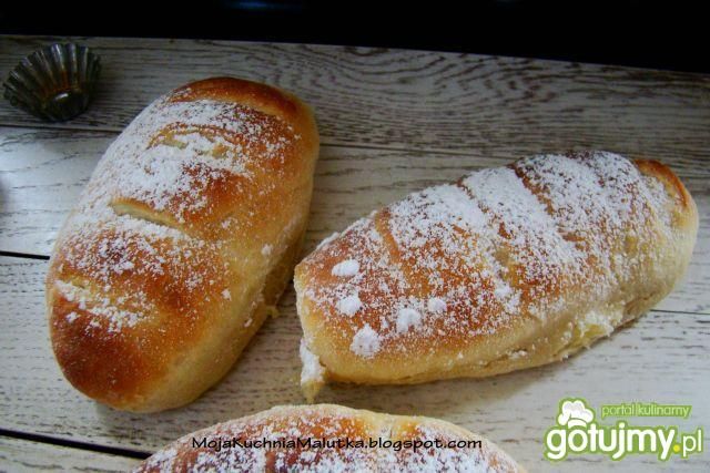 Bułeczki  z budyniem Ewy