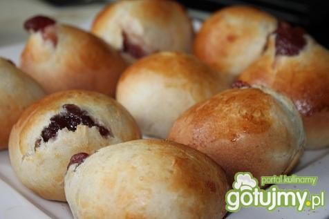 Bułeczki z marmoladą  Bułeczki z marmoladą