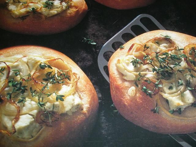 Bułeczki z owczym serem