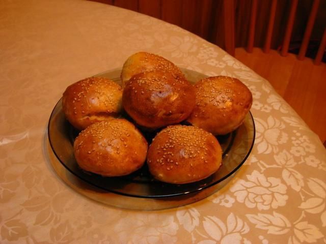 Bułeczki z sezamem Bułeczki z sezamem