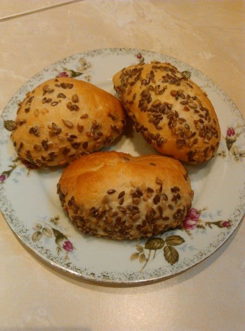 Bułeczki z ziarnami 