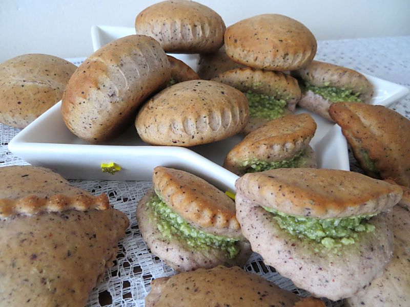 Bułeczki z " zielonym migdałem "