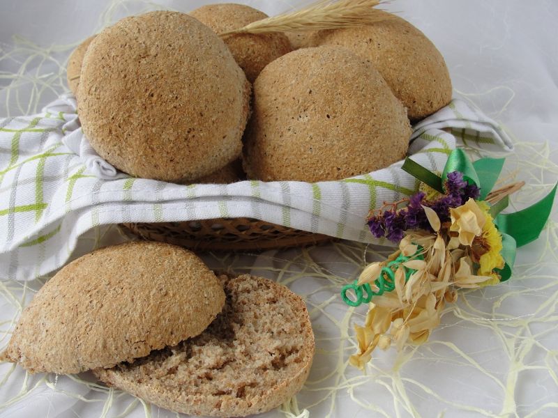 Bułki grahamki bez polepszaczy