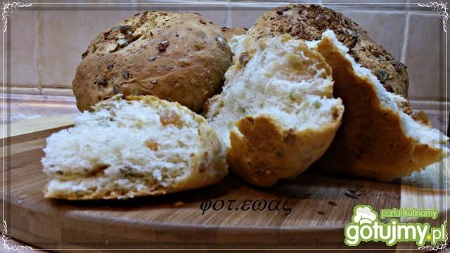 Bułki orzechowo dyniowe