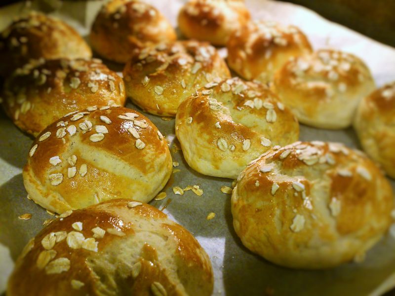 Bułki owsiane na drożdżach