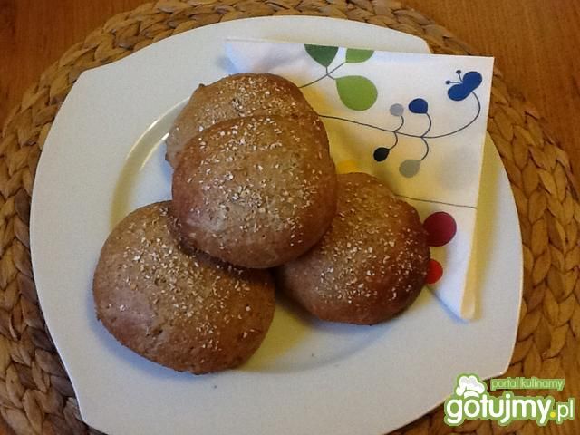 Bułki pełnoziarniste Bułki pełnoziarniste