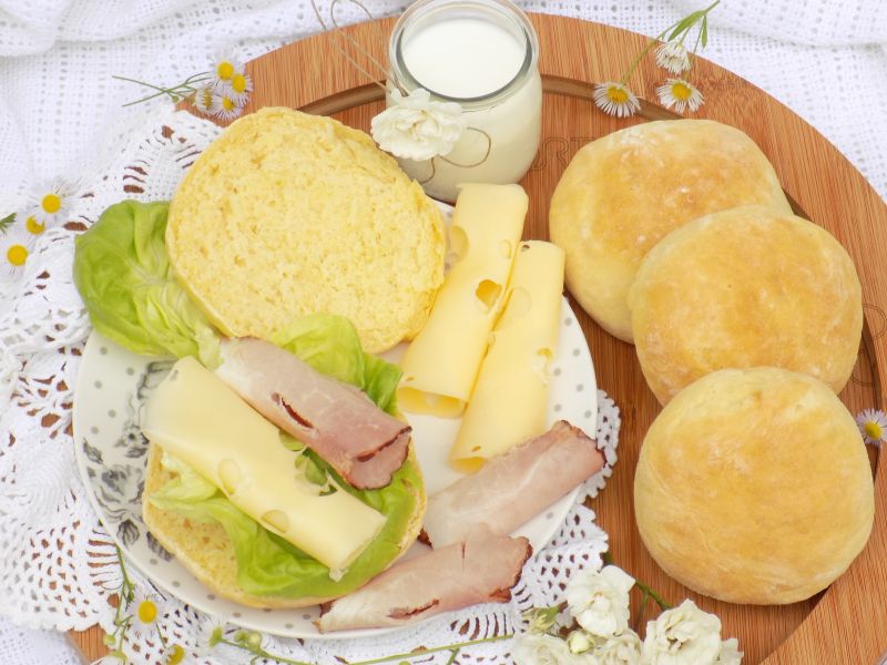 Bułki pszenno-kukurydziane