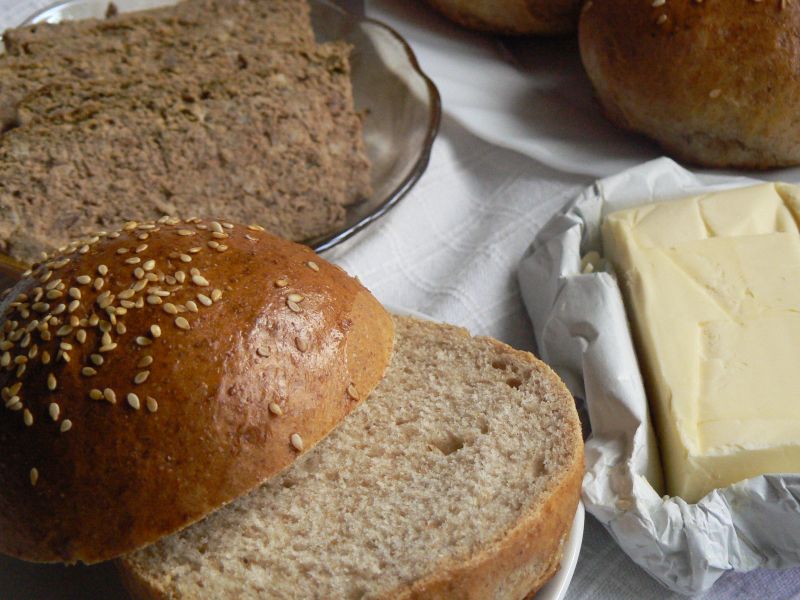 Bułki pszenno orkiszowe Bułki pszenno orkiszowe