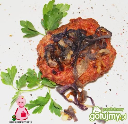 Buniowe burgery z karmelizowaną cebulką 