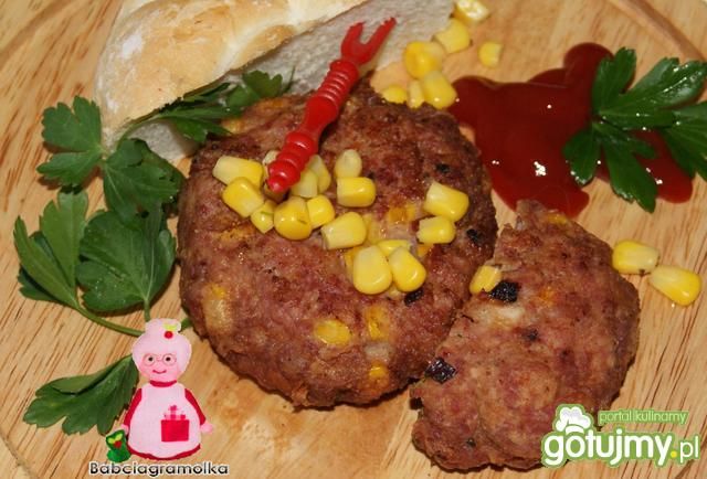 Buniowe burgery z kukurydzą : Buniowe burgery z kukurydzą :
