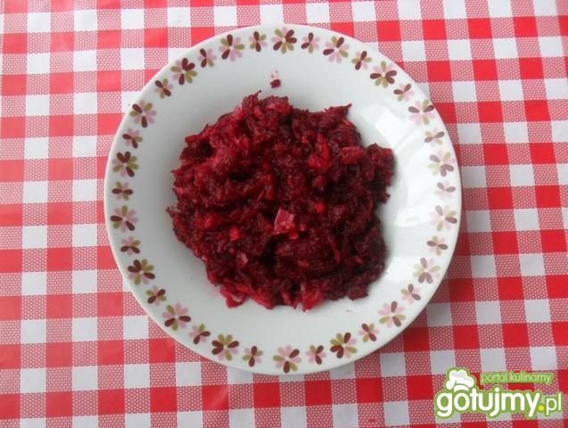 Buraczki czerwone z jabłkami  Buraczki czerwone z jabłkami