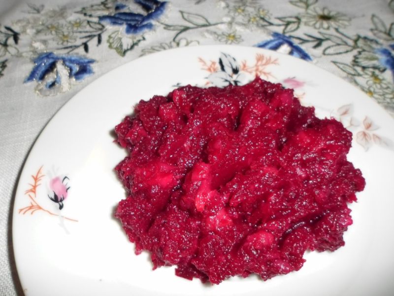 Buraczki na ciepło z musem pigwowym