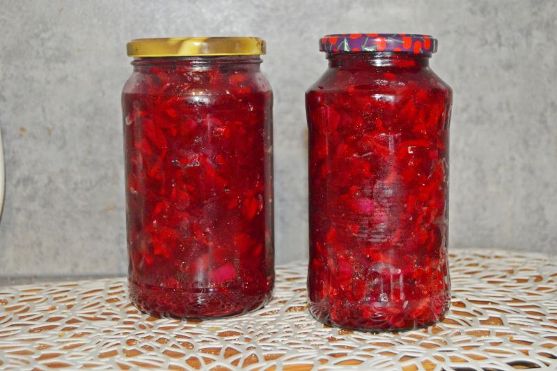 Buraczki z marchewką i cebulą na zimę do słoików Buraczki z marchewką i cebulą na zimę do słoików