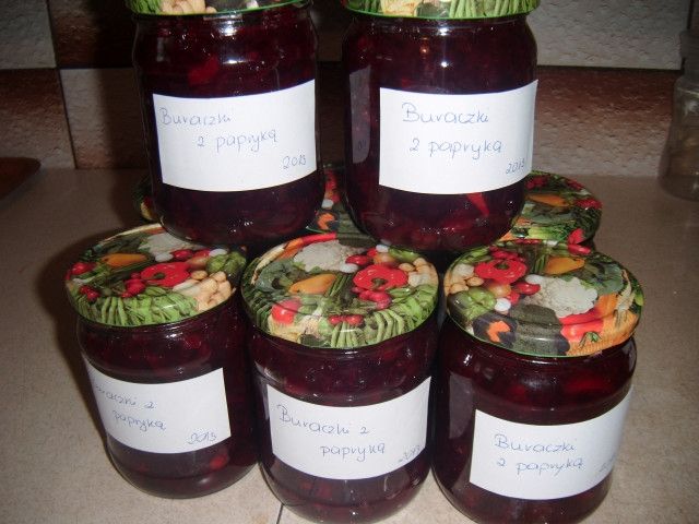 Buraczki z papryką Buraczki z papryką