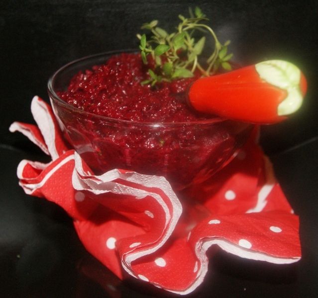 Buraczki zasmażane z tymiankiem  Buraczki zasmażane z tymiankiem