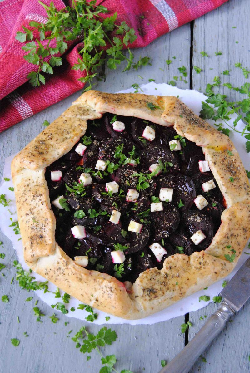 Buraczkowa tarta rustykalna