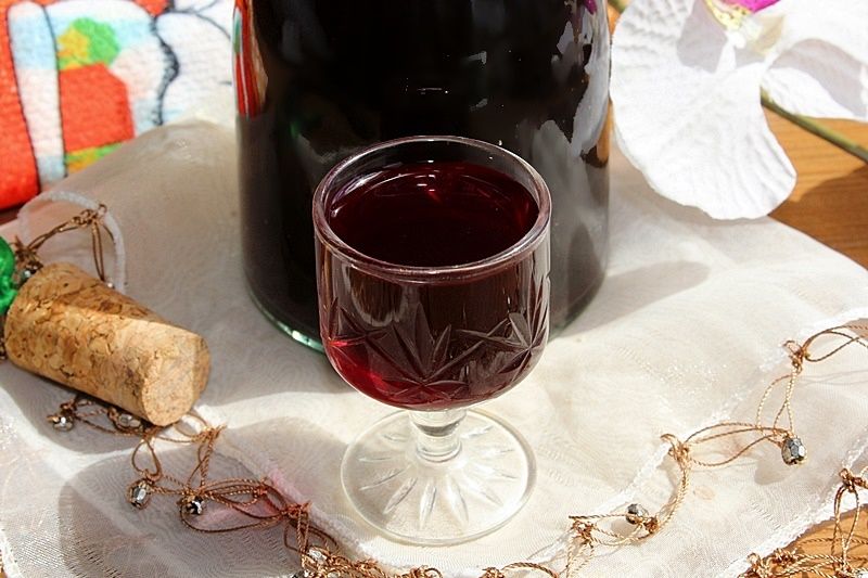 Bycza krew - nalewka z buraków/buraczana