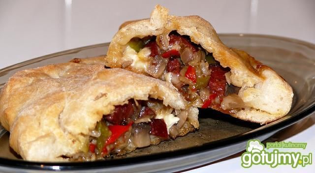 Calzone Calzone