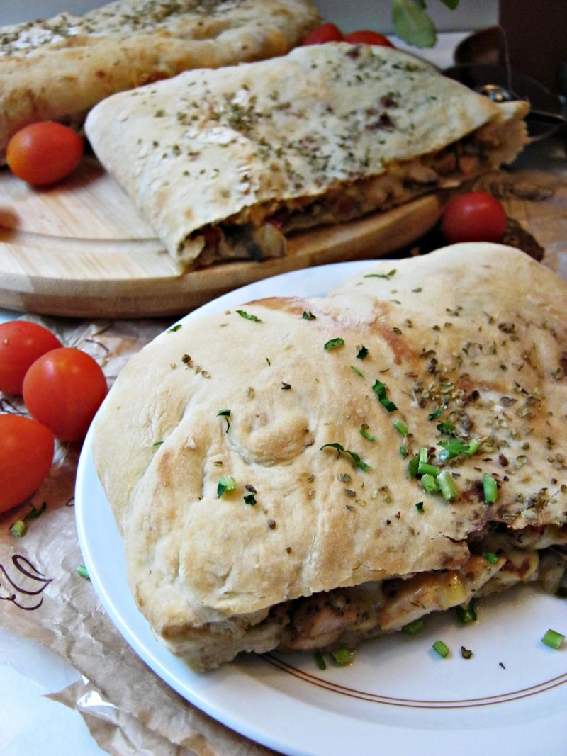 Calzone z kurczakiem