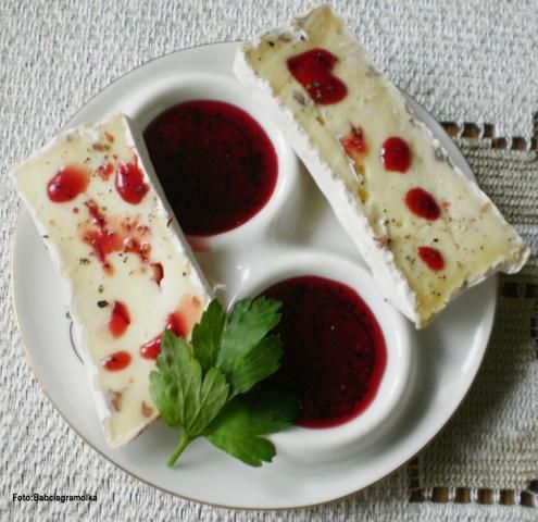 Camembert z rubinową zaprawą  : Camembert z rubinową zaprawą  :