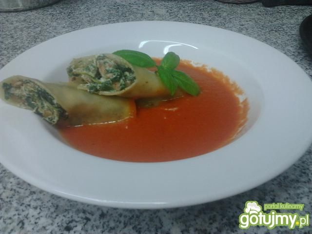 Canelloni ze szpinakiem i ricottą