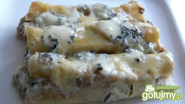 Cannelloni pod niebieską pierzynką