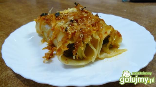 Cannelloni z mięsem i cukinią Cannelloni z mięsem i cukinią