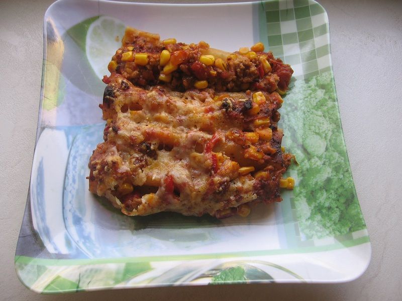 Cannelloni z mięsem mielonym Cannelloni z mięsem mielonym