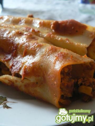 Cannelloni z mięsem mielonym i kukurydzą Cannelloni z mięsem mielonym i kukurydzą