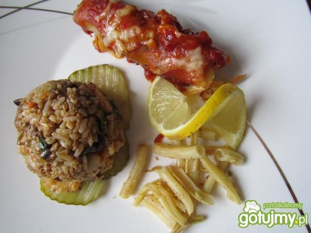 Cannelloni z warzywami i mięsem Cannelloni z warzywami i mięsem